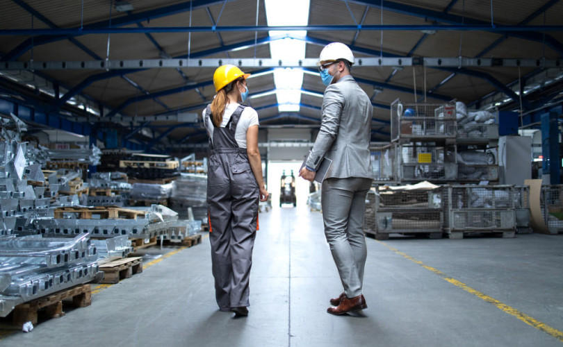 تشغيل ومراقبة سلامة المعدات الكهربائية